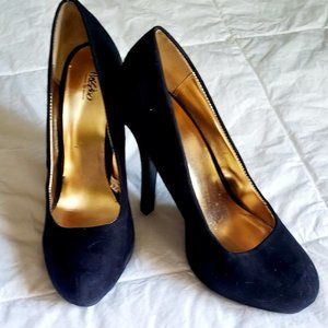 Mossimo velvet heels